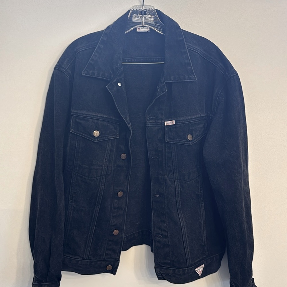 Vintage George’s Marciano for Guess black denim jacket. Size L
